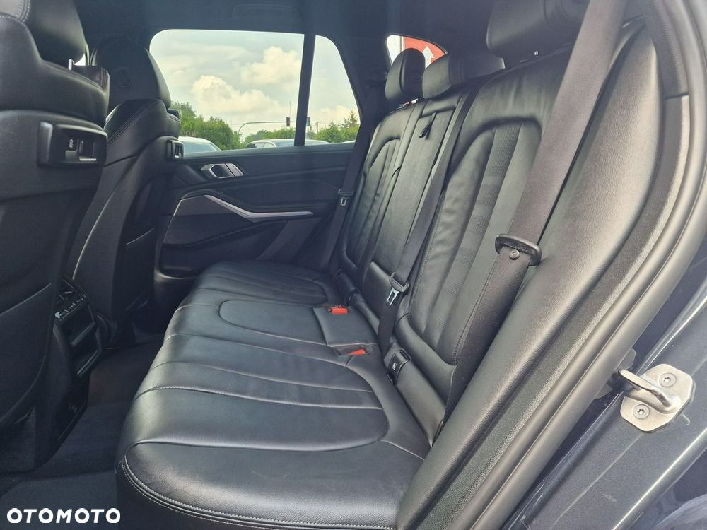 BMW X5 xDrive45e - 19