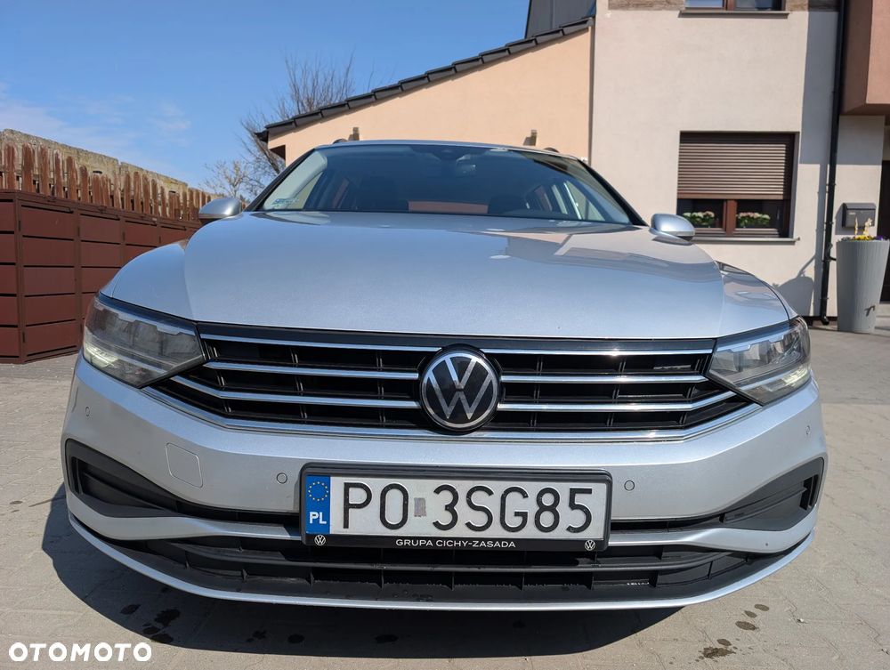 Volkswagen Passat - 5