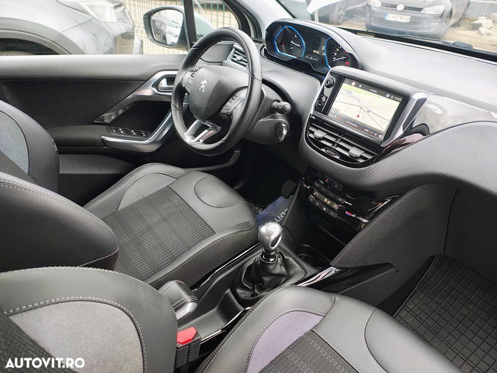 Peugeot 2008 PureTech 130 GPF Stop&Start Allure - 7