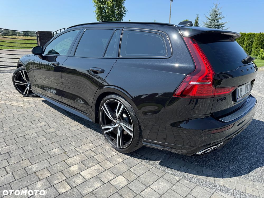 Volvo V60 D3 R-Design - 8