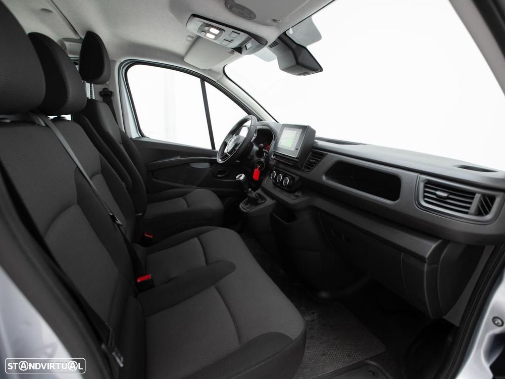 Renault Trafic L2H1 3000 KG CONFORT 6lugares c/iva - 9