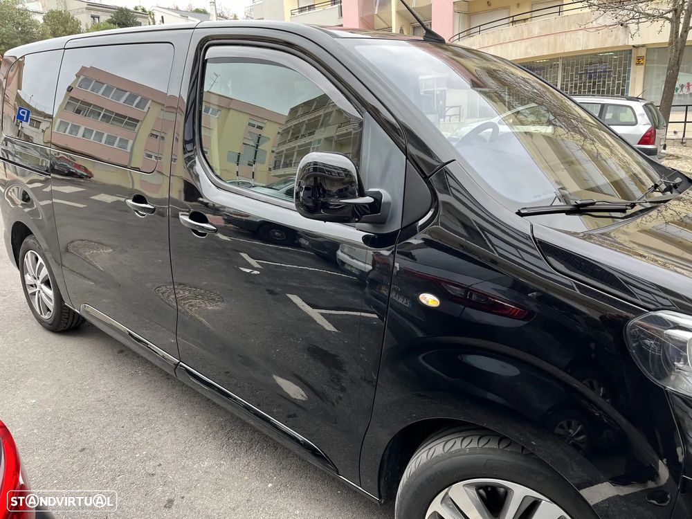 Peugeot Traveller - 13