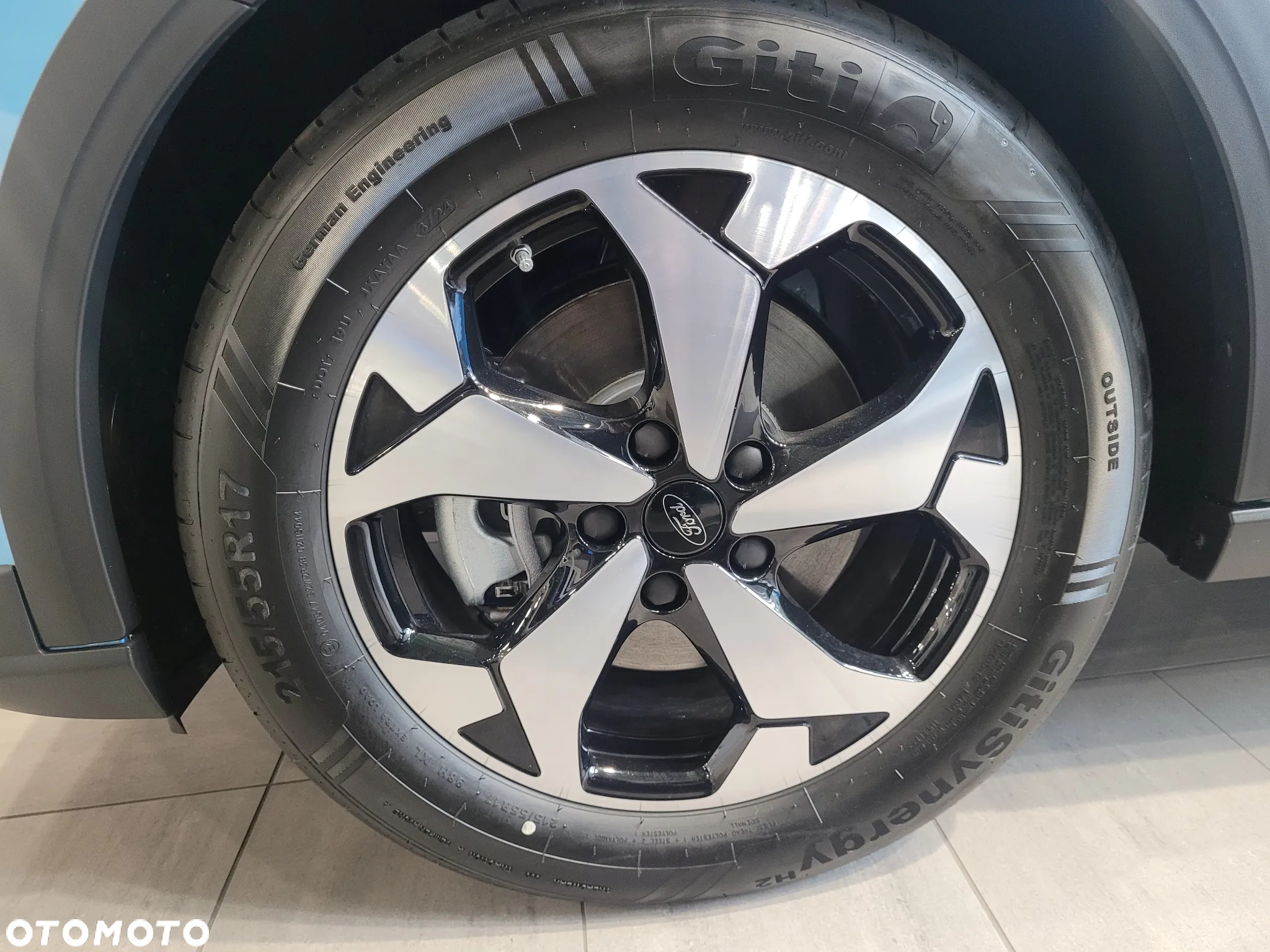 Ford Tourneo Connect Grand - 22