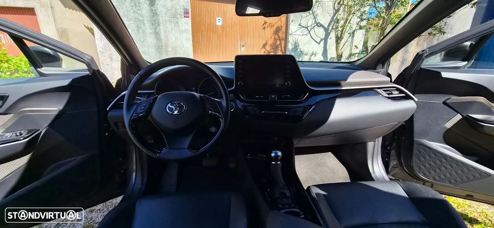 Toyota C-HR - 6