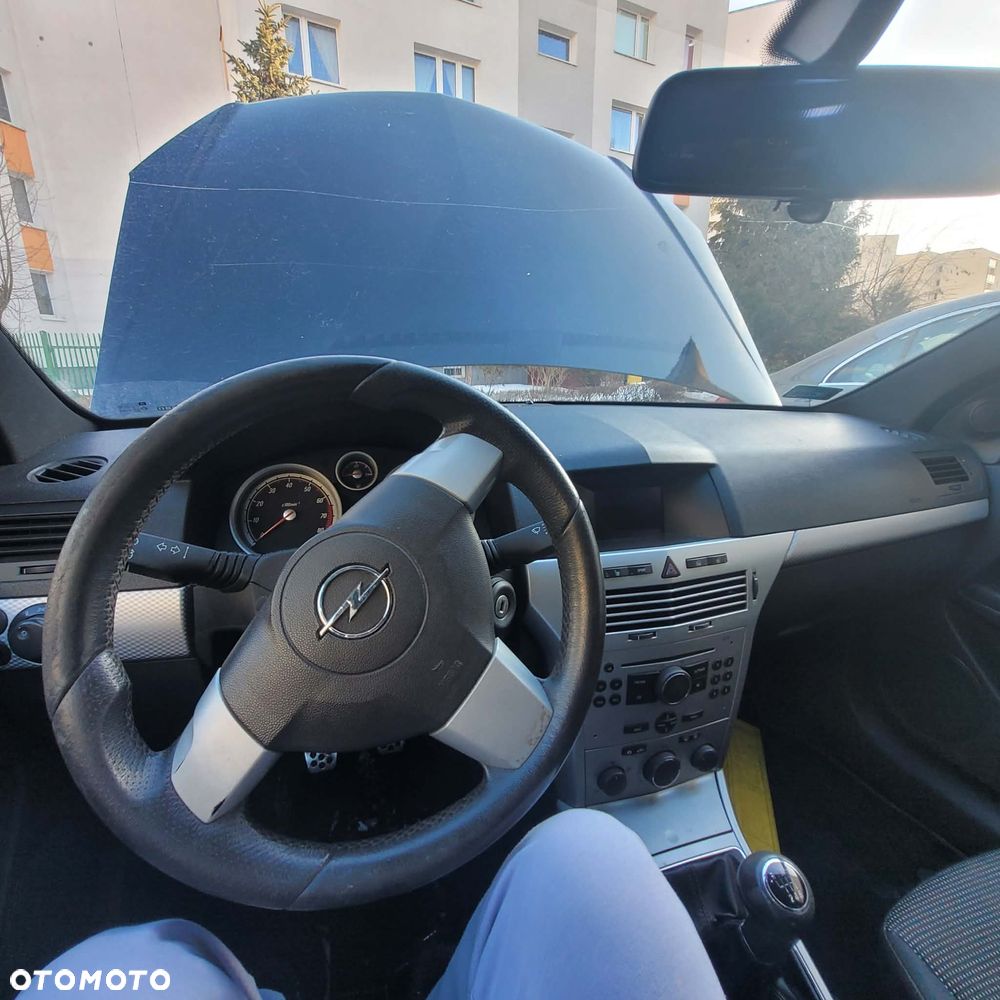 Opel Astra 2.0 T Sport - 8