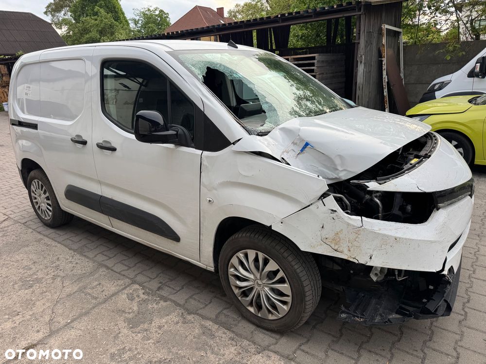Toyota PROACE CITY ASYSTENT PASA RUCHU, KAMERA COFANIA, KLIMATYZACJA NAWIGACJA TEMPOMAT - 2
