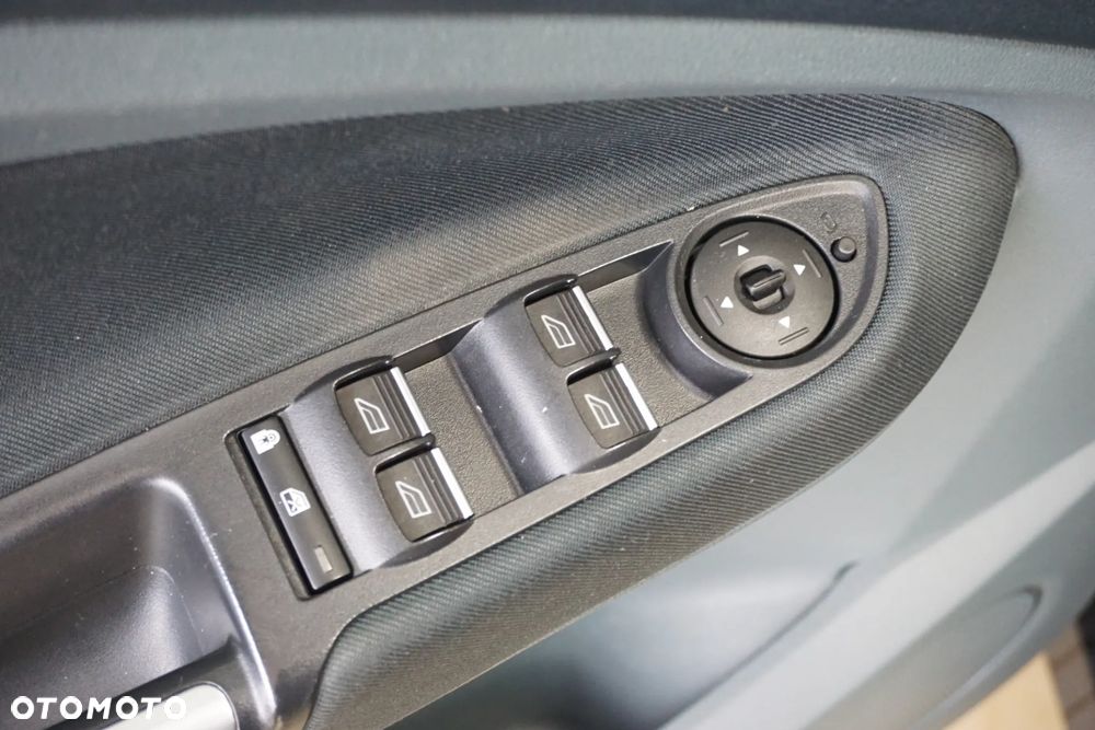 Ford Grand C-MAX 1.6 TDCi Start-Stop-System Titanium - 23