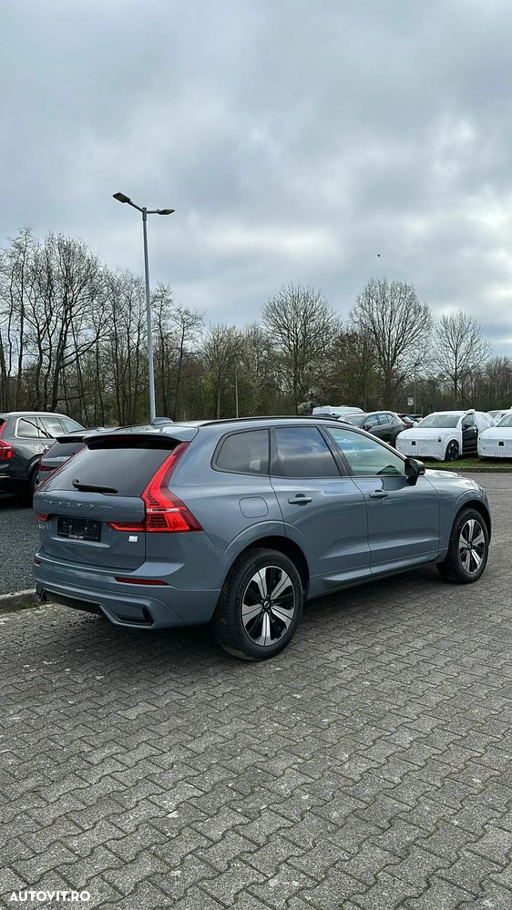 Volvo XC 60 T6 AWD Plus Dark - 3