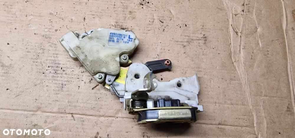 Zamek drzwi lewy tył tylny Nissan Almera Tino 82553BM760 - 1