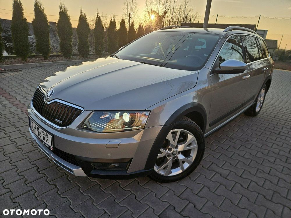 Skoda Octavia 2.0 TDI 4x4 DSG Scout - 4