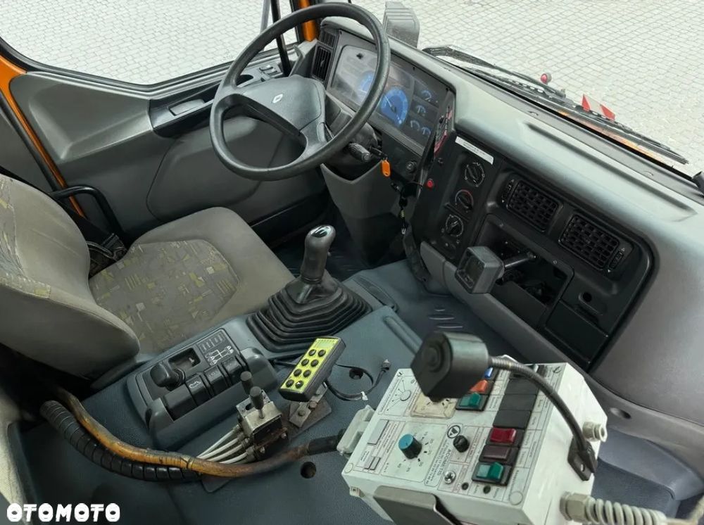 Renault Kerax 4x4 320DCi Wywrotka 3str 2004r. Klima SPECJALNY Solarka ACOMETIS Piaskarka Pług - 30