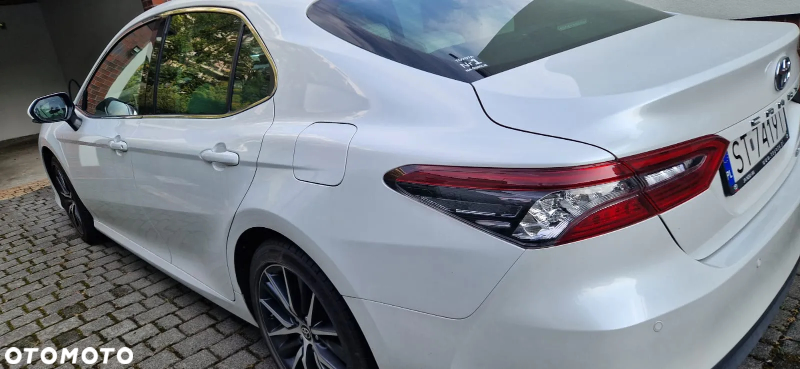 Toyota Camry 2.5 Hybrid Executive CVT - 4