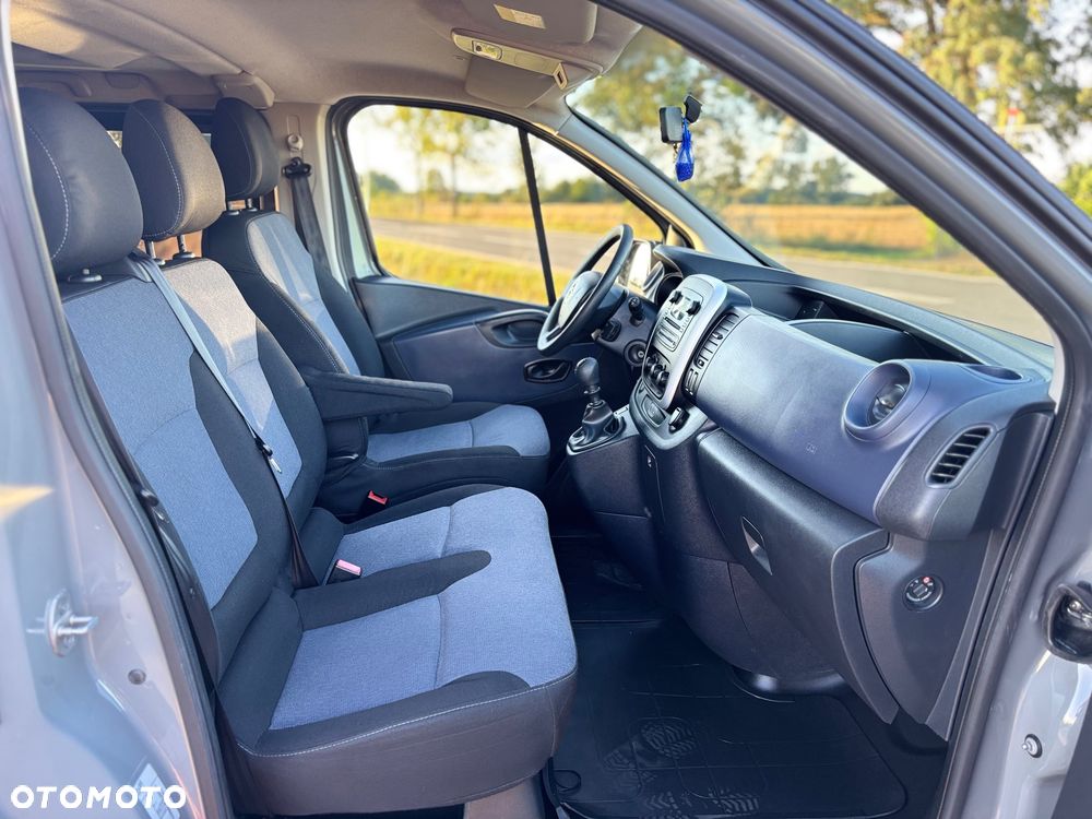 Opel Vivaro - 27