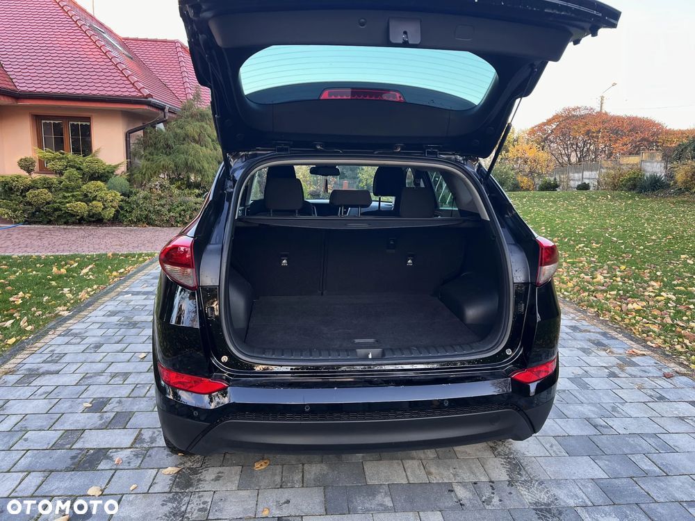 Hyundai Tucson blue 1.7 CRDi 2WD Style - 10