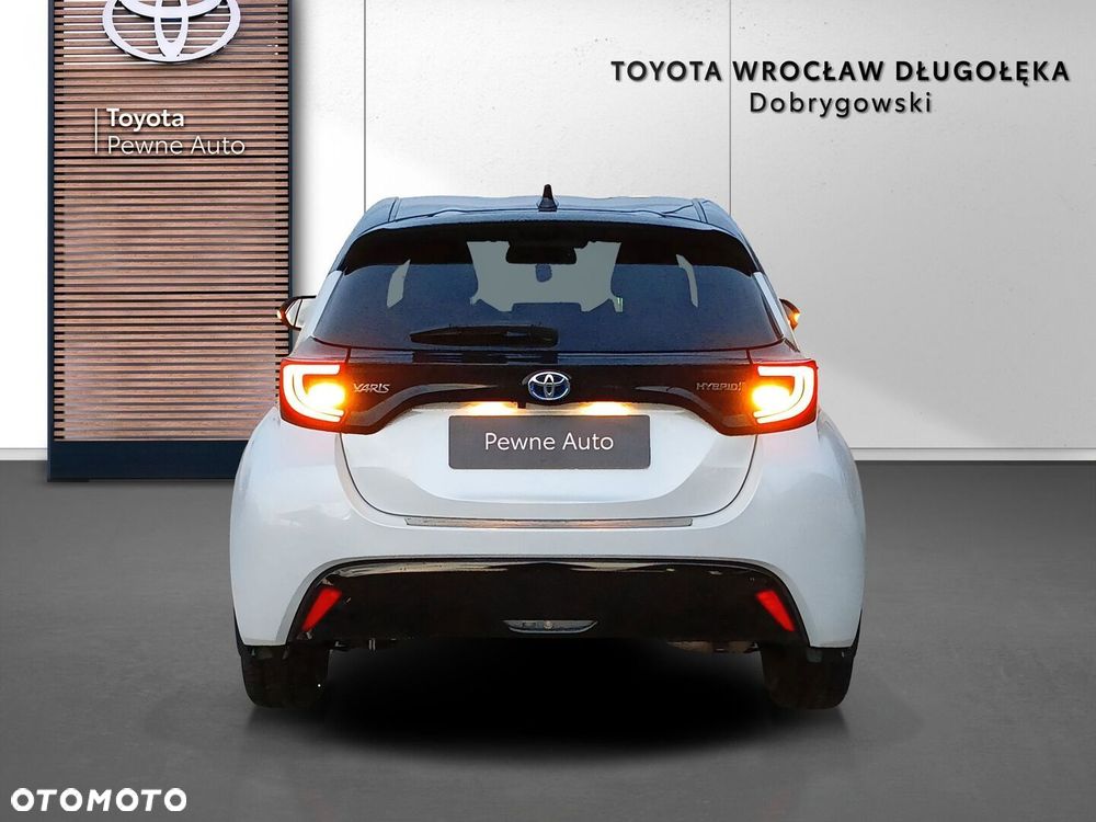 Toyota Yaris - 4