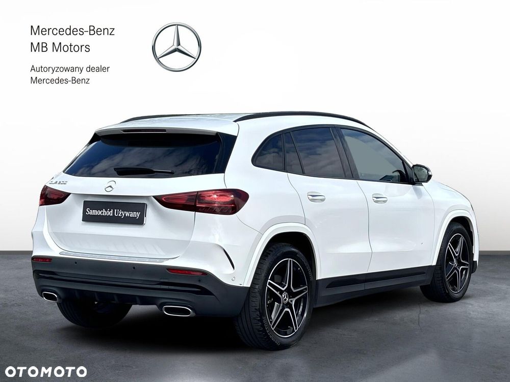 Mercedes-Benz GLA - 6