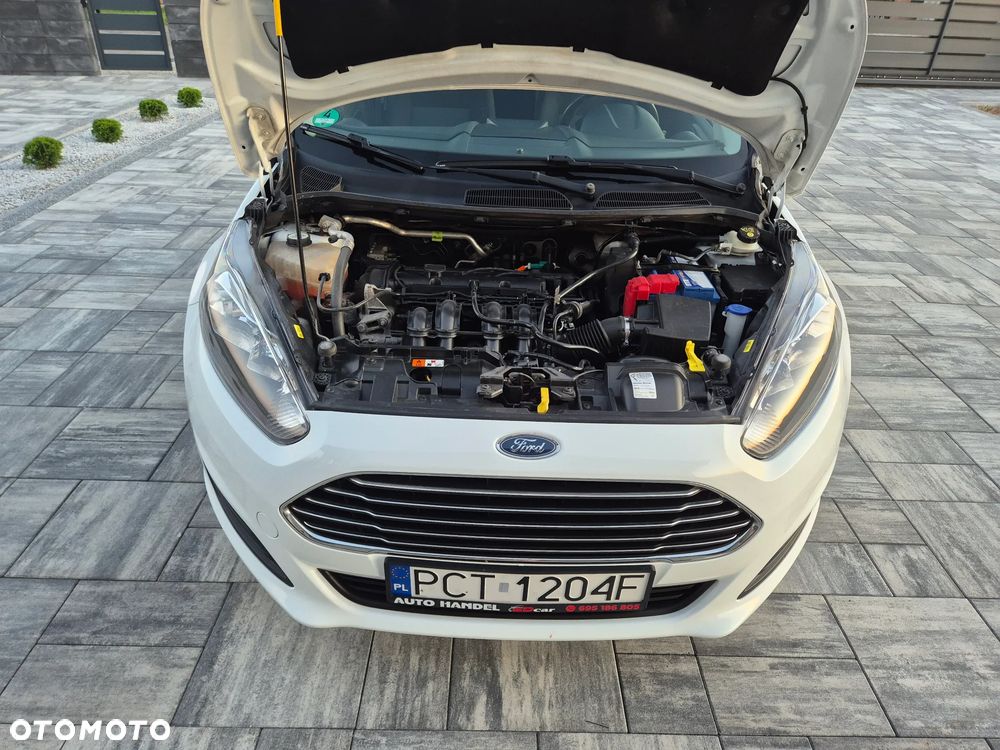Ford Fiesta 1.25 Celebration - 26