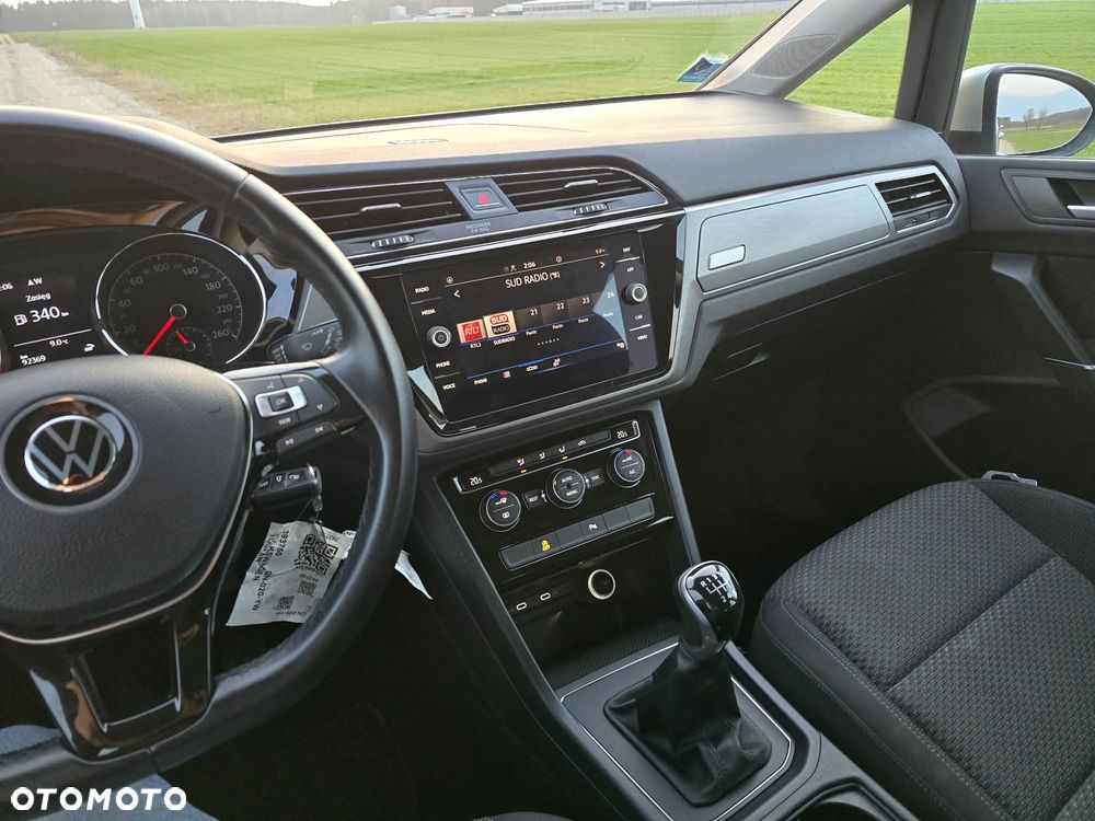 Volkswagen Touran 1.5 TSI EVO Comfortline - 18