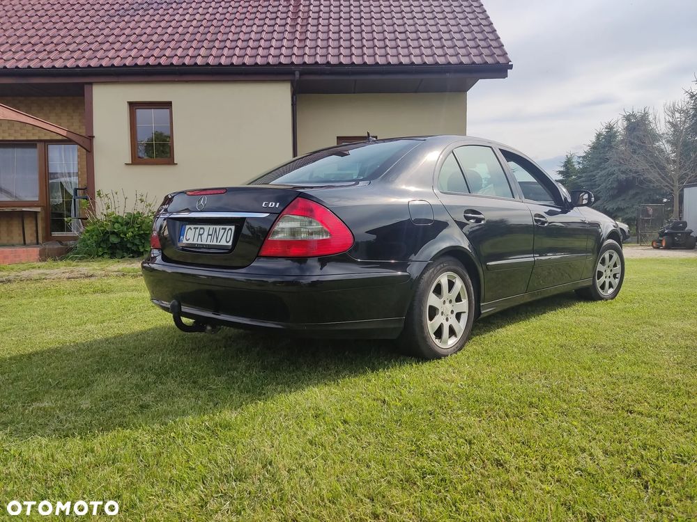 Mercedes-Benz Klasa E 200 CDI Classic - 15