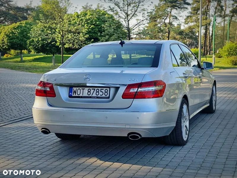 Mercedes-Benz Klasa E 350 CGI BlueEffICIENCY - 9