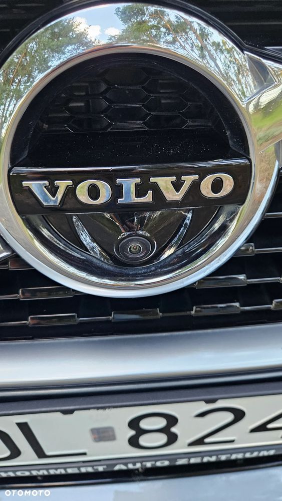 Volvo XC 60 D5 AWD Geartronic RDesign - 26