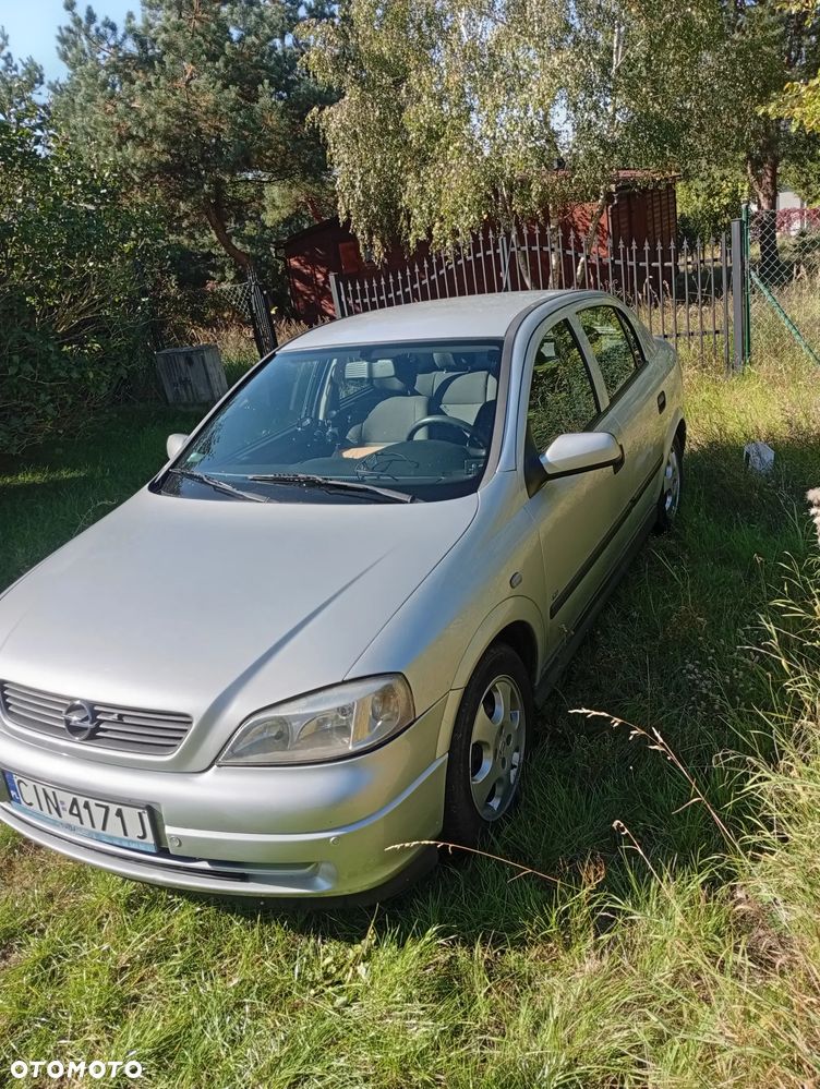 Opel Astra 2009 photo 4