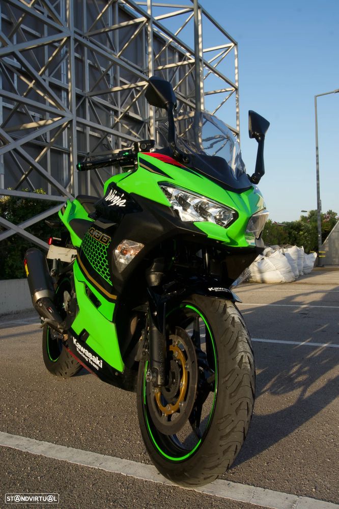 Kawasaki Ninja KRT - 3