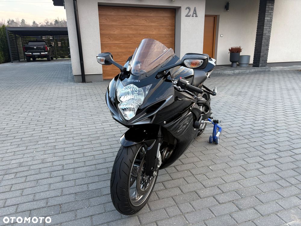 Suzuki GSX-R - 2