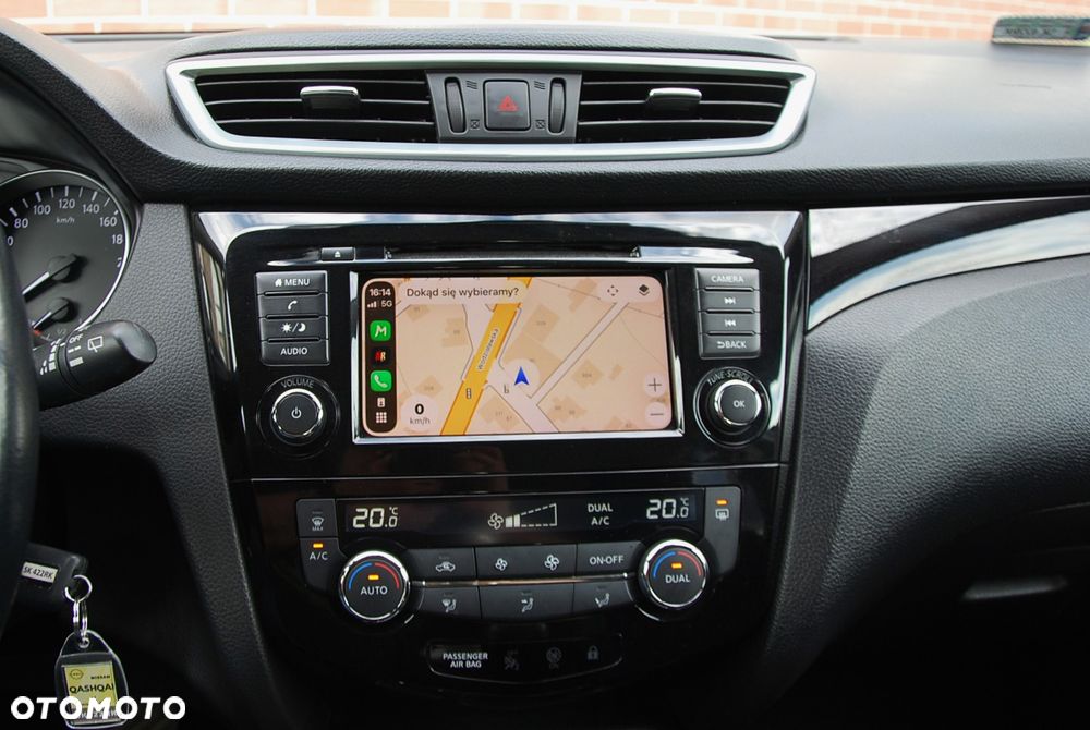Nissan Qashqai 1.3 DIG-T Acenta DCT - 26
