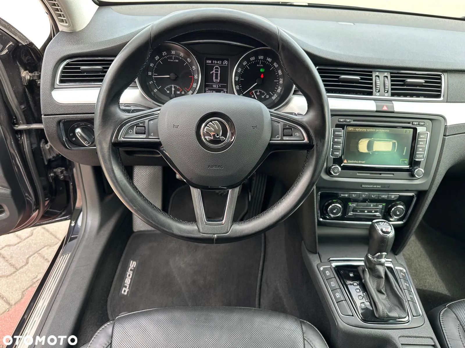 Skoda Superb 2.0 TDI 4x4 Elegance DSG - 14