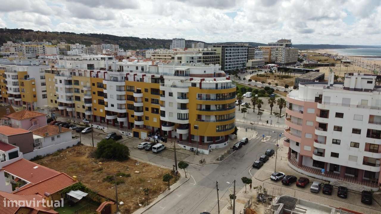 Moradia com 4 frações independentes — São João da Caparica/ Almada - Grande imagem: 3/8