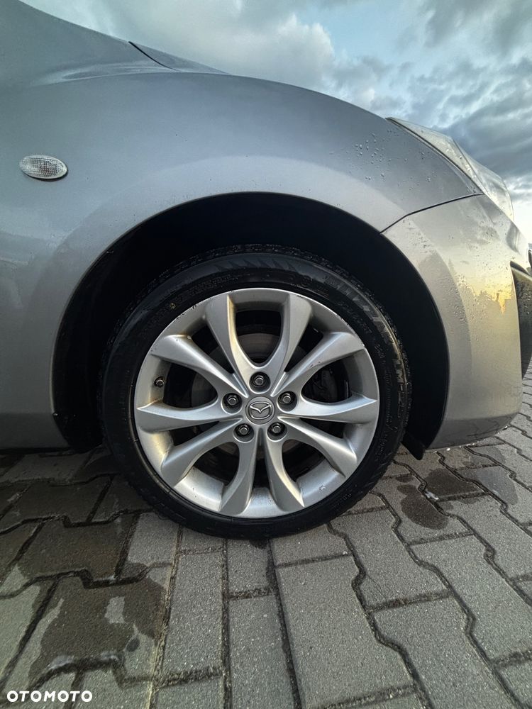 Mazda 3 2.2 MZR-CD DPF Sports-Line - 11