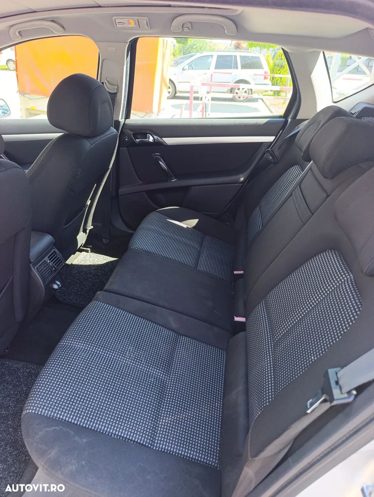 Peugeot 407 2.0 HDi FAP Premium - 9