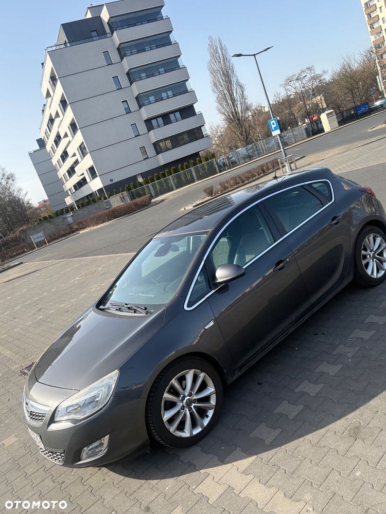 Opel Astra 2.0 CDTI DPF - 2