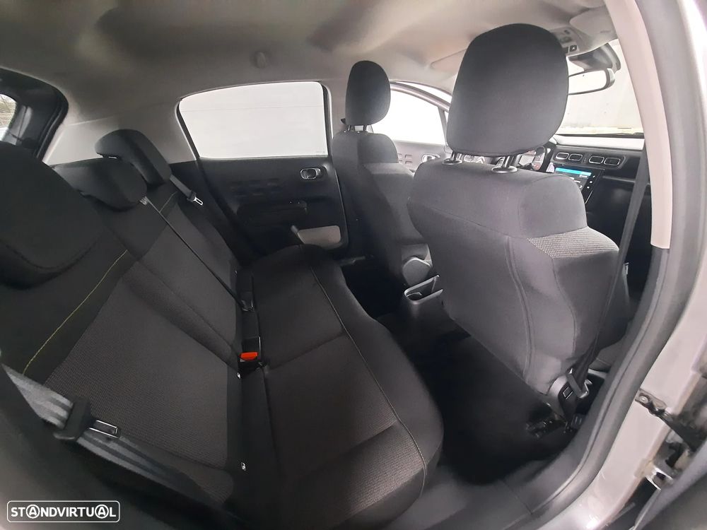 Citroën C3 1.2 PureTech Shine EAT6 - 32