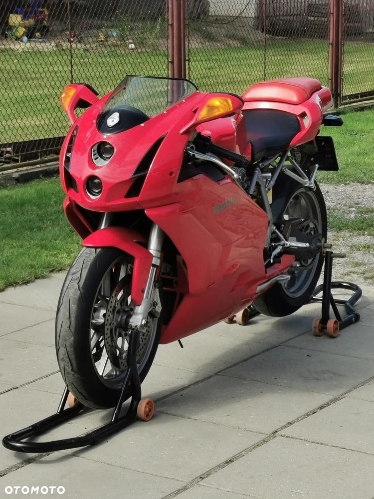Ducati 749 - 1