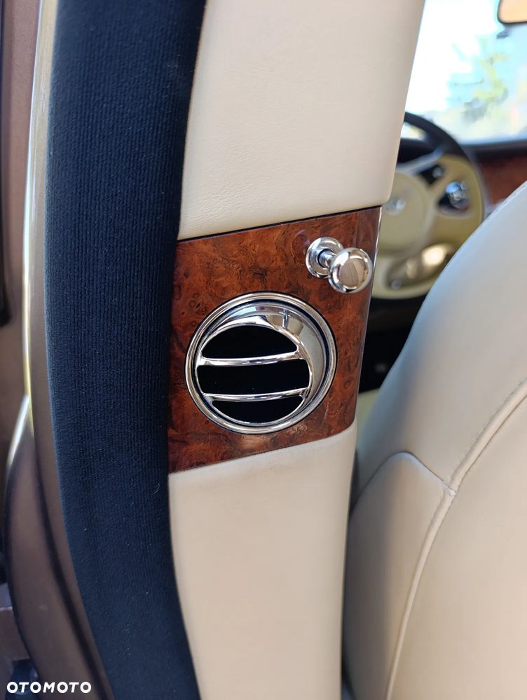 Bentley Mulsanne - 29