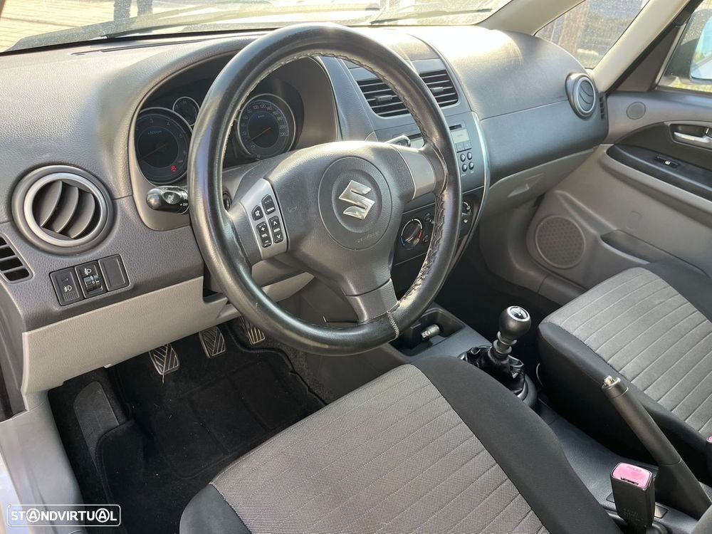 Suzuki SX4 1.6 DDiS GL Outdoor Line - 8