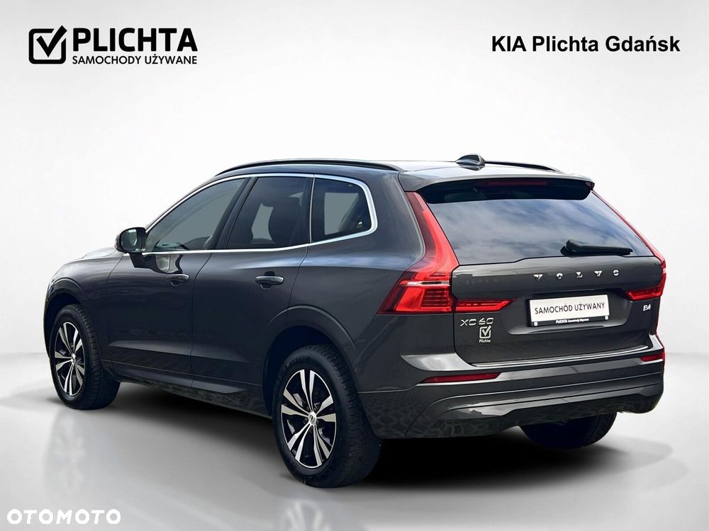 Volvo XC 60 B4 D Momentum Pro - 4