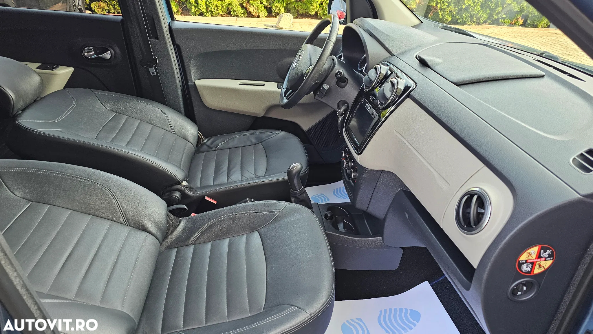 Dacia Lodgy TCe 115 Prestige - 12
