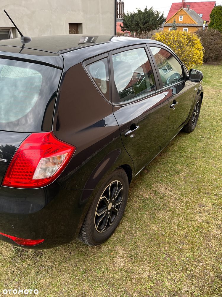 Kia Ceed 1.4 M - 4