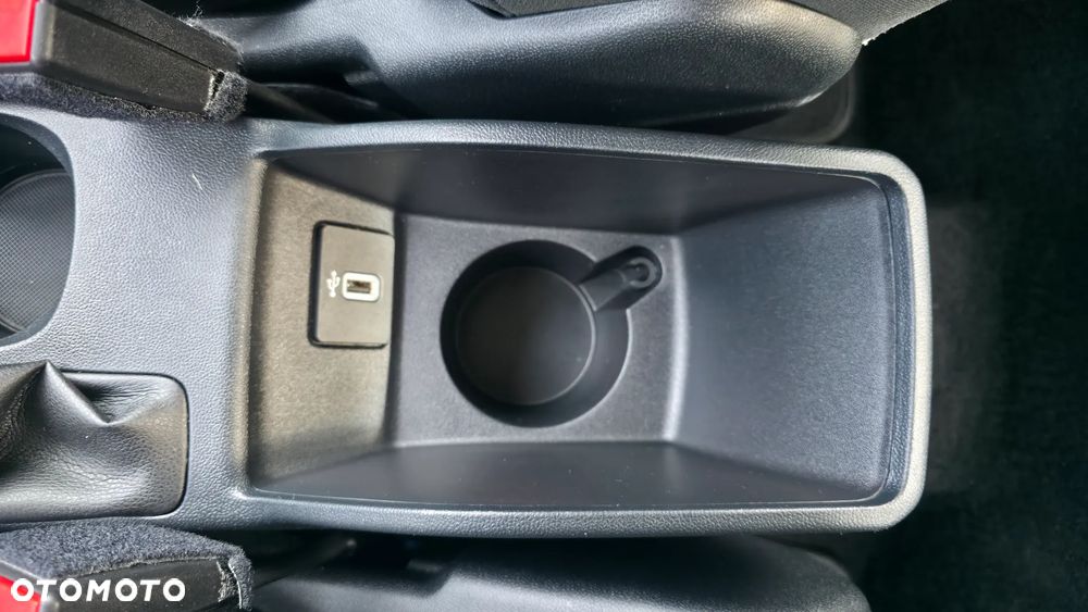 Ford Fiesta 1.1 Connected ASS - 21