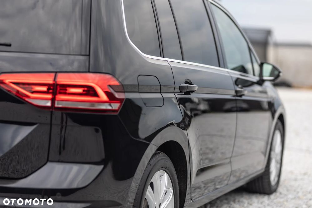 Volkswagen Touran 2.0 TDI SCR (BlueMotion Technology) DSG Highline - 26
