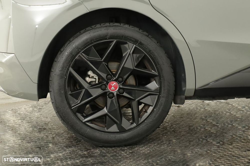 DS DS4 1.2 PureTech Performance Line EAT8 - 5