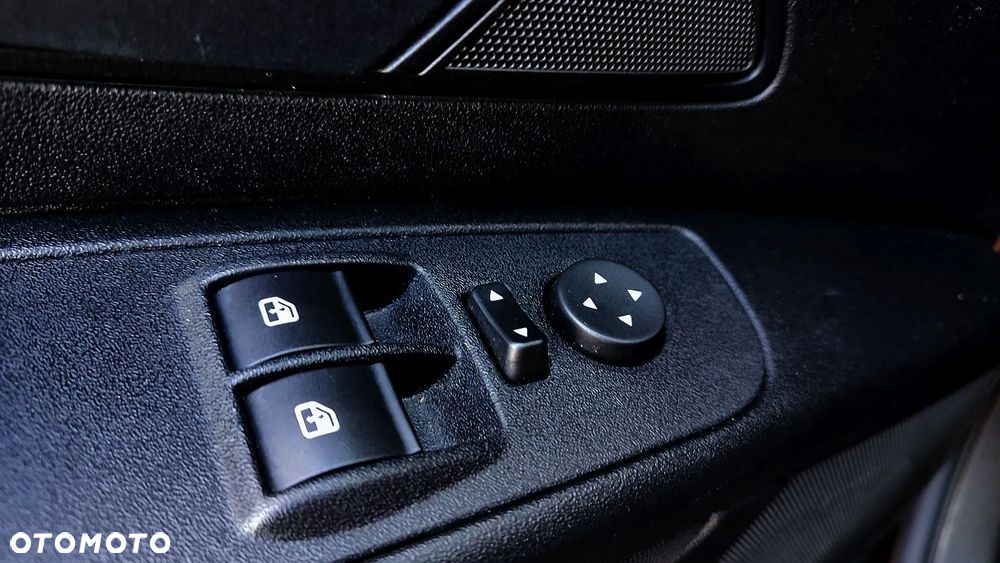 Fiat Grande Punto Actual 1.2 8V Estiva - 39