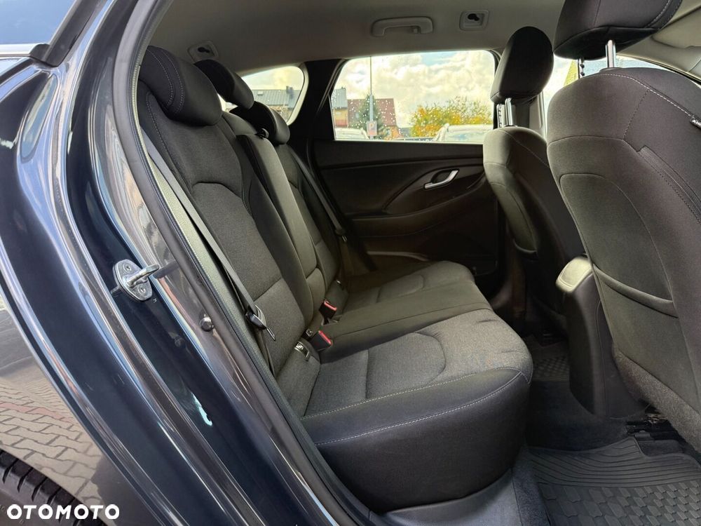 Hyundai i30 1.5 DPI Comfort - 26