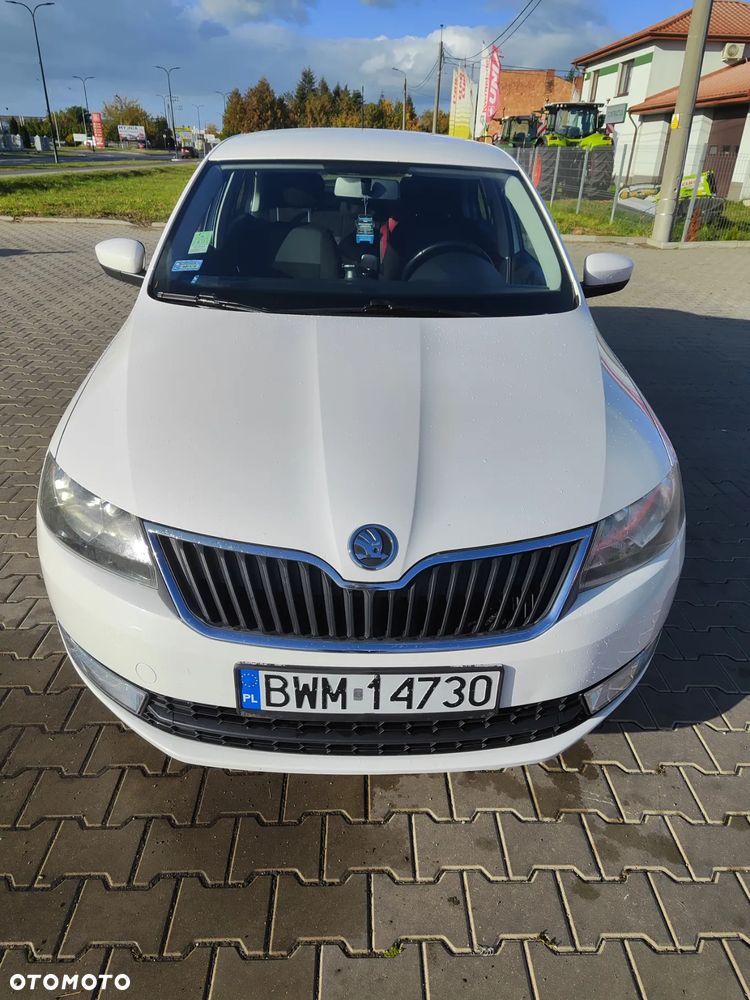 Skoda RAPID 1.2 TSI Ambition - 2