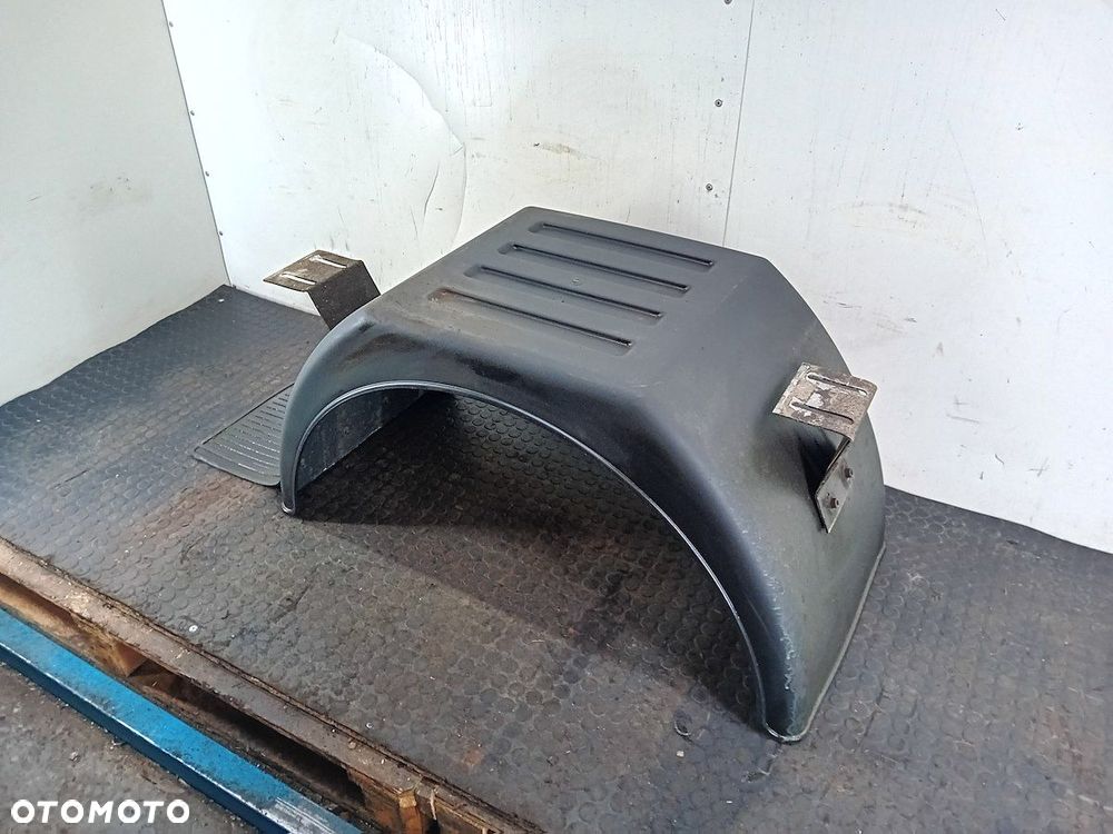 NADKOLE LEWE TYŁ IVECO DAILY IV - 2