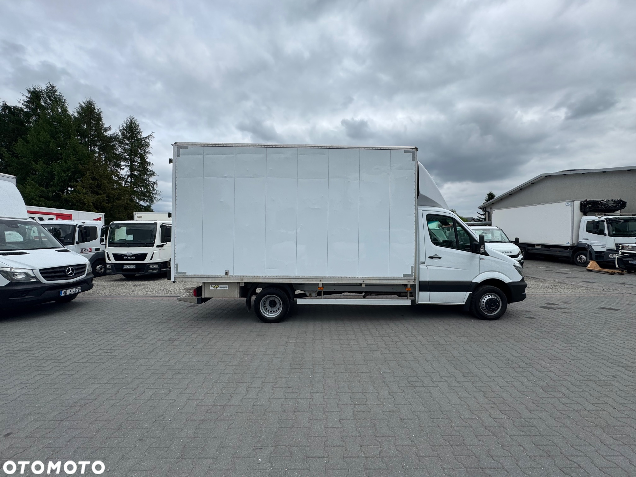 Mercedes-Benz 516,,514,,314,,316,518 ,519 - 9