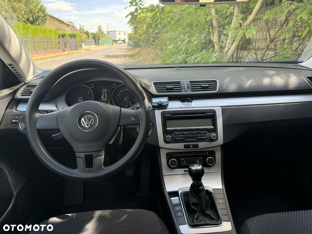 Volkswagen Passat Variant 1.6 TDI BlueMotion - 5